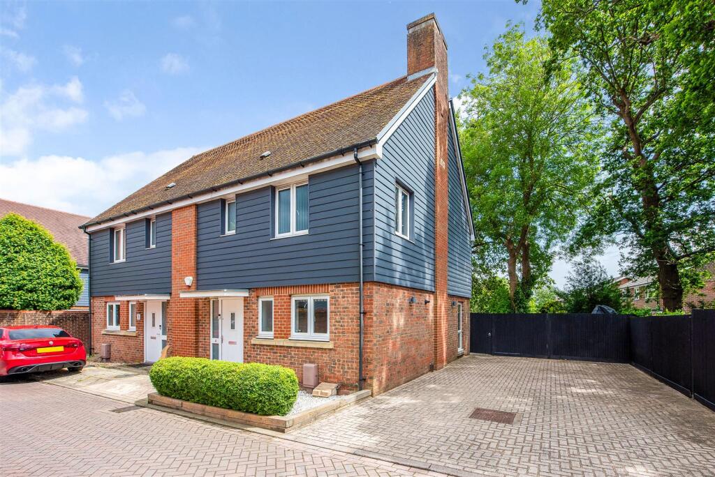 Main image of property: Gardener Close, Waterlooville
