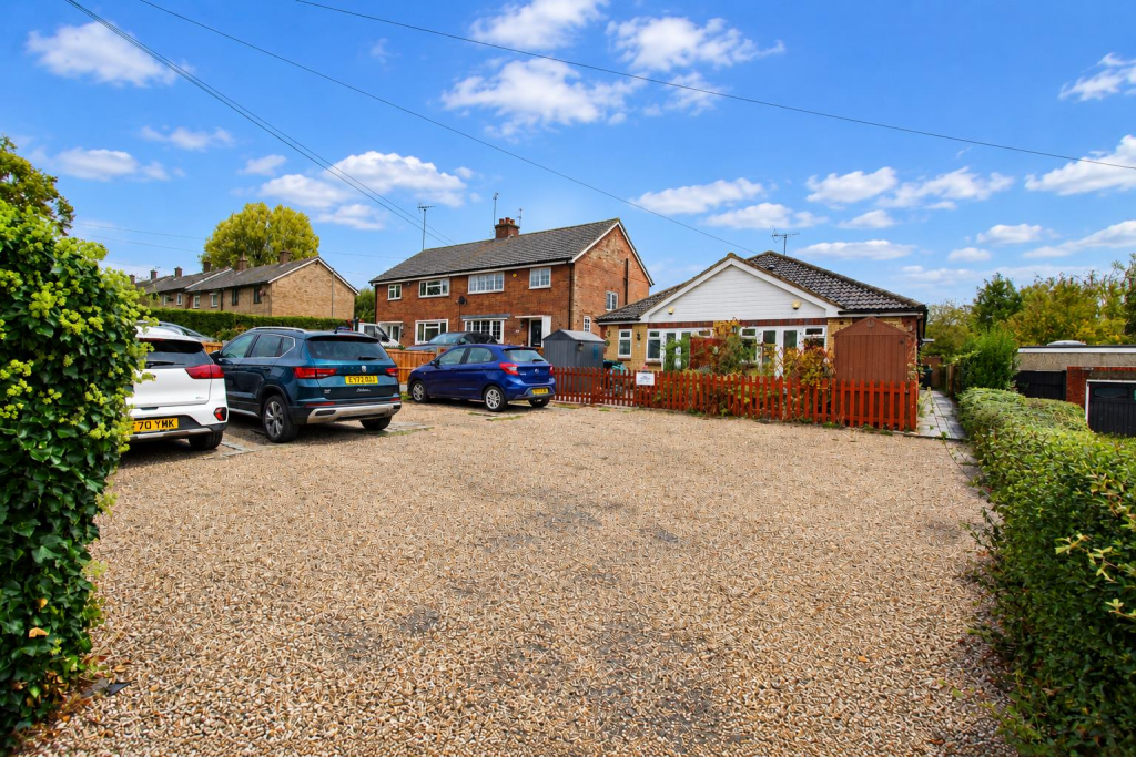 Main image of property: The Magpies, 122 Potter Street, Harlow