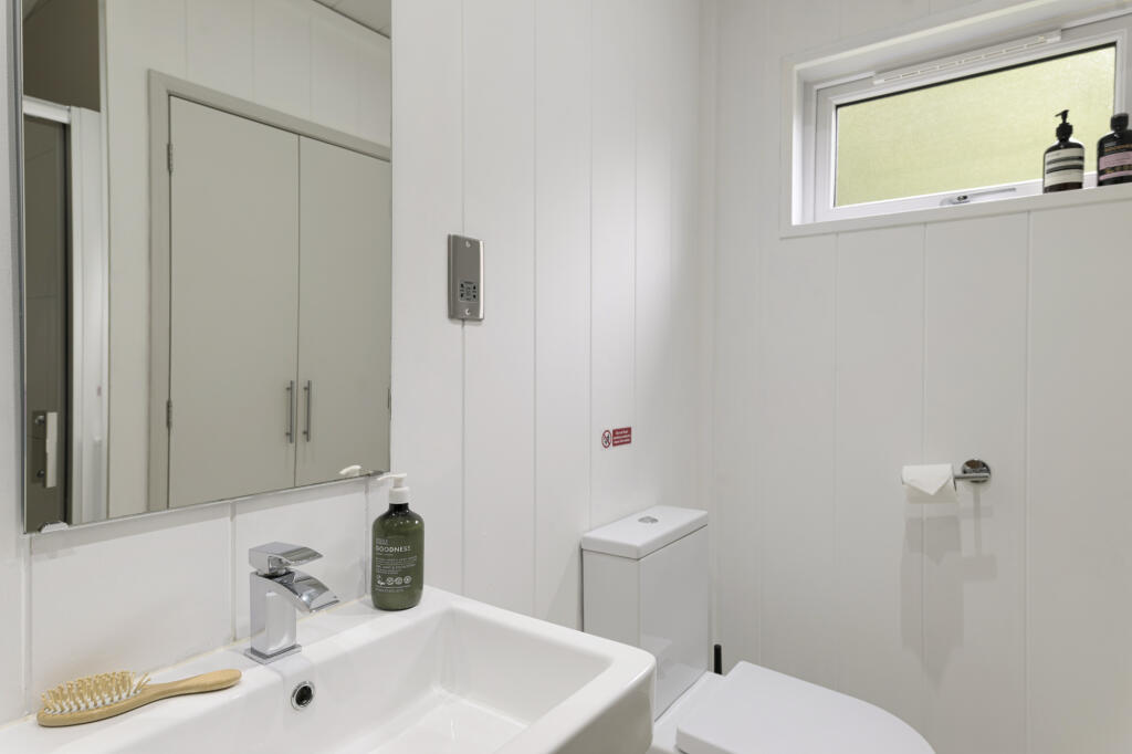Pathfinder View, Willow Bay Lodge Escape, Whitstone, Holsworthy, Devon, EX22 6TW photo 5