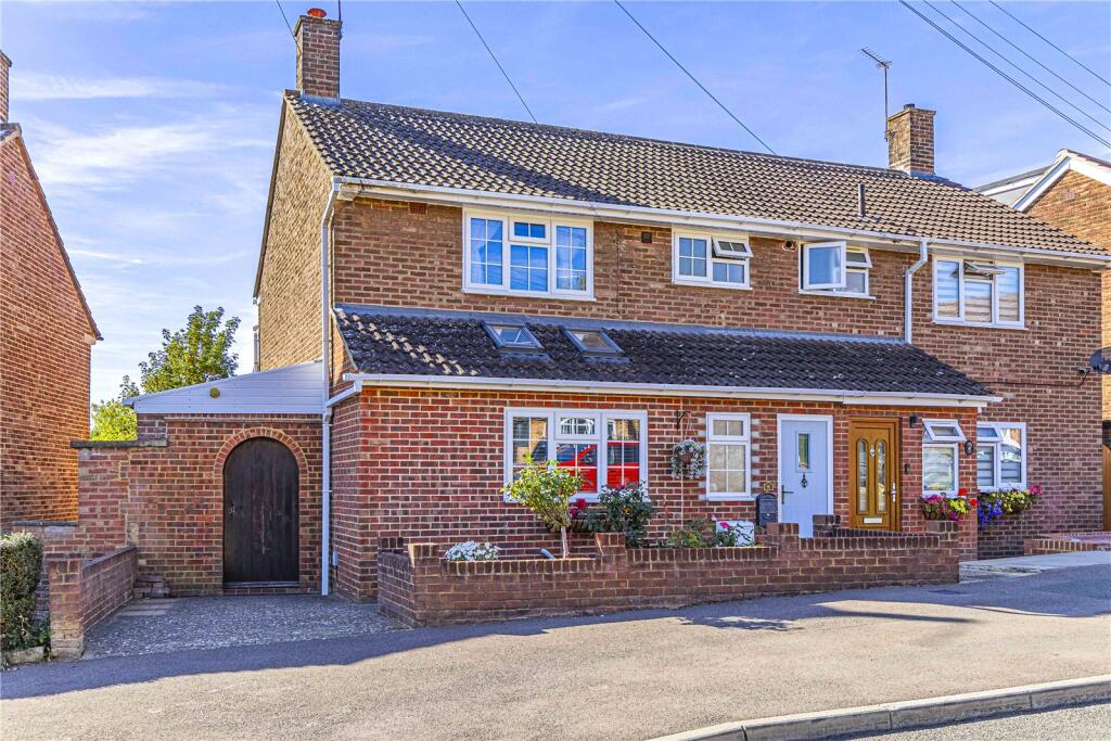 Main image of property: Sanders Road, Nash Mills, Hemel Hempstead, Hertfordshire, HP3