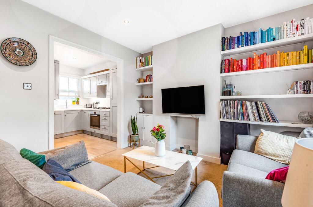 Main image of property: Garratt Lane, Earlsfield, London, SW17