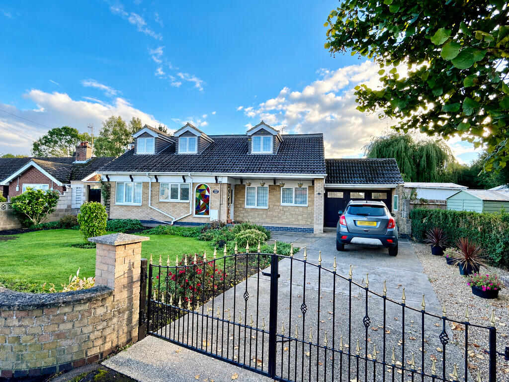 4-bed house on Church Lane, Donington, £325,000