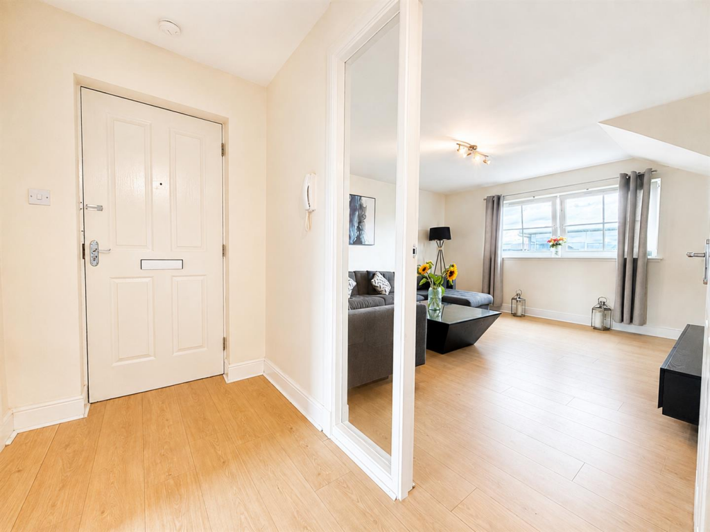 Apartment in Motherwell - View 2