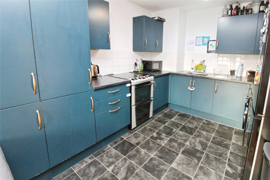 Whitelake Place, West Golds Way, Newton Abbot, Devon, TQ12 photo 2