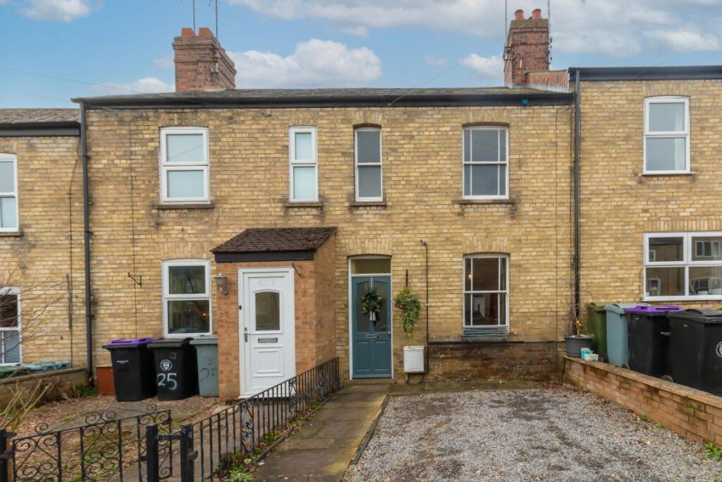 Main image of property: Queens Walk, Stamford, PE9 2QF