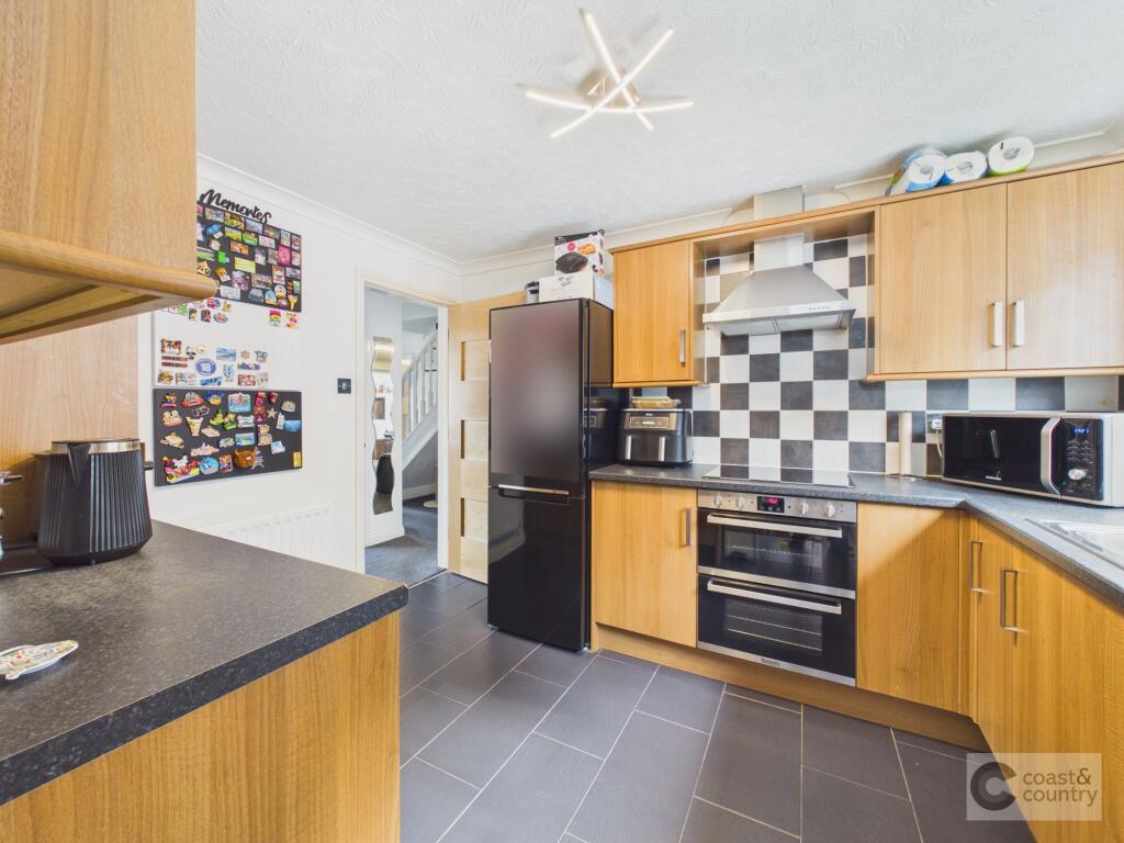 House in Teignbridge, Newton Abbot - View 4