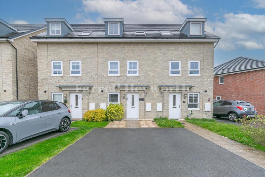 3-bed house on Cheltenham Crescent, Lightfoot Green, Preston, £235,000