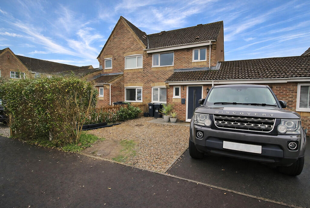 3-bed semi-detached on Camelia Close, Denvilles, £425,000