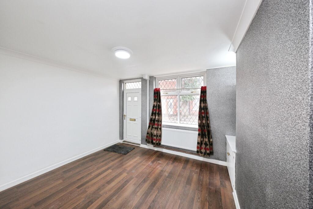 House in Nottingham, Nottinghamshire - View 5