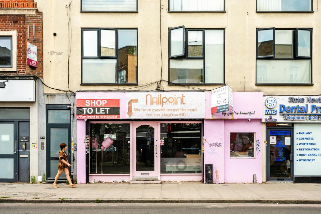 Stoke Newington High St 81B 1.jpg