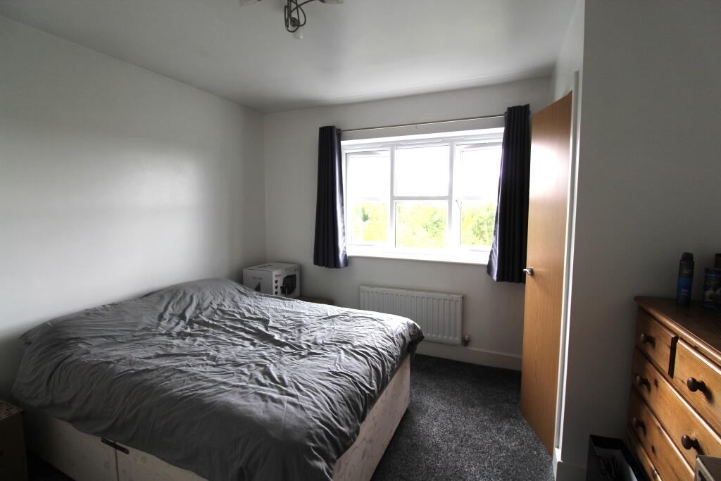 Apartment in Preston - View 4
