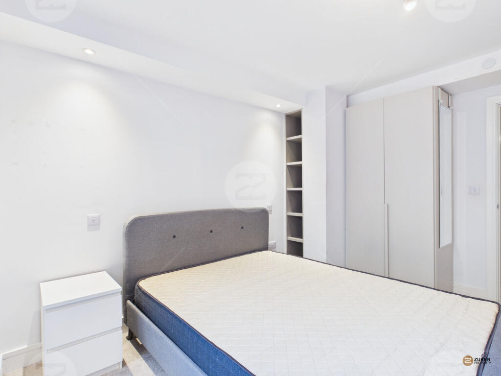 Apartment in London - More
