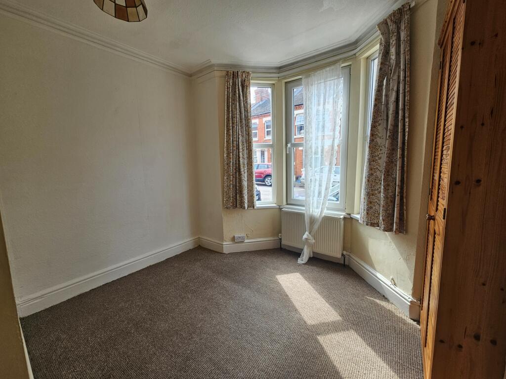 Apartment in Northampton, Phippsville - View 4