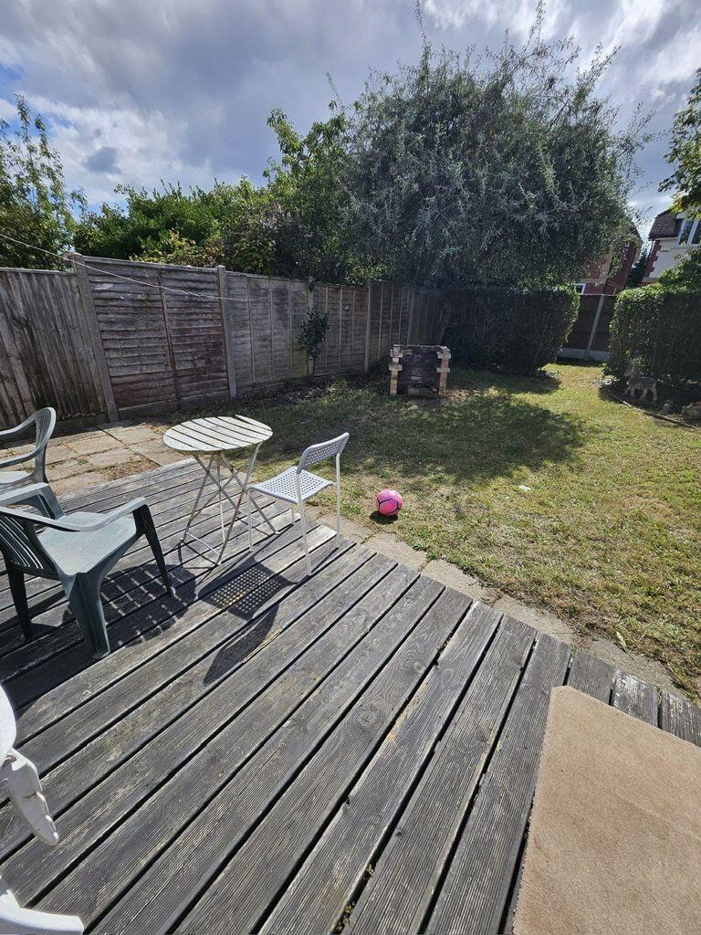 Additional image 10 of Student Five Double Bedrooms, Redhill (P05494)