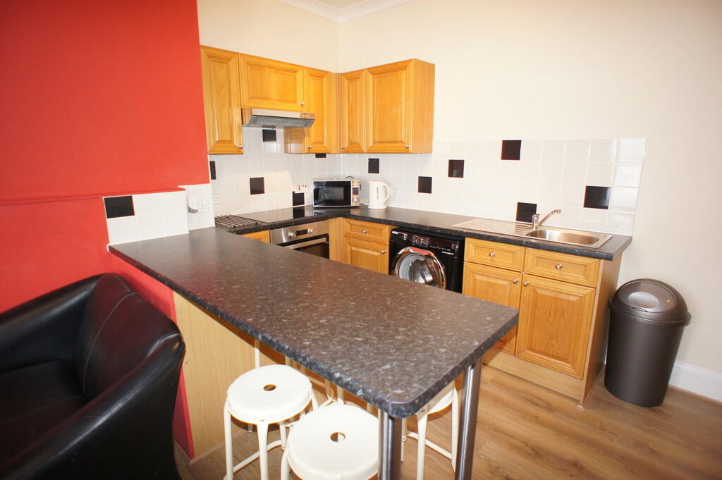 5 bedroom apartment for rent