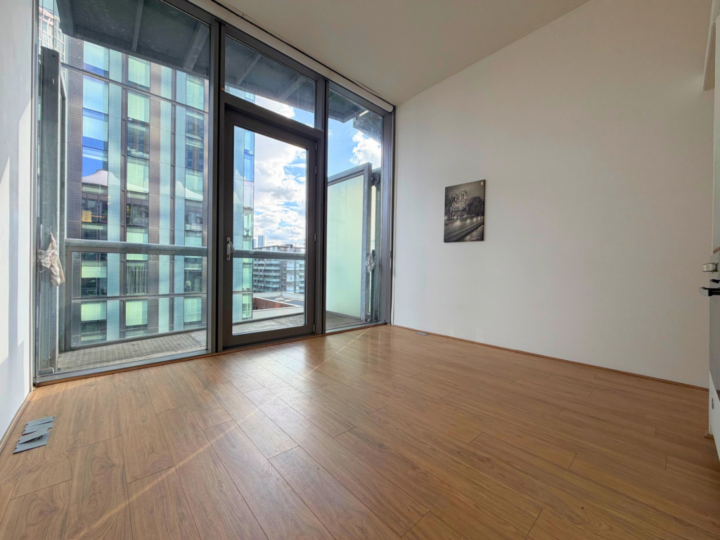 Apartment in Manchester - View 4