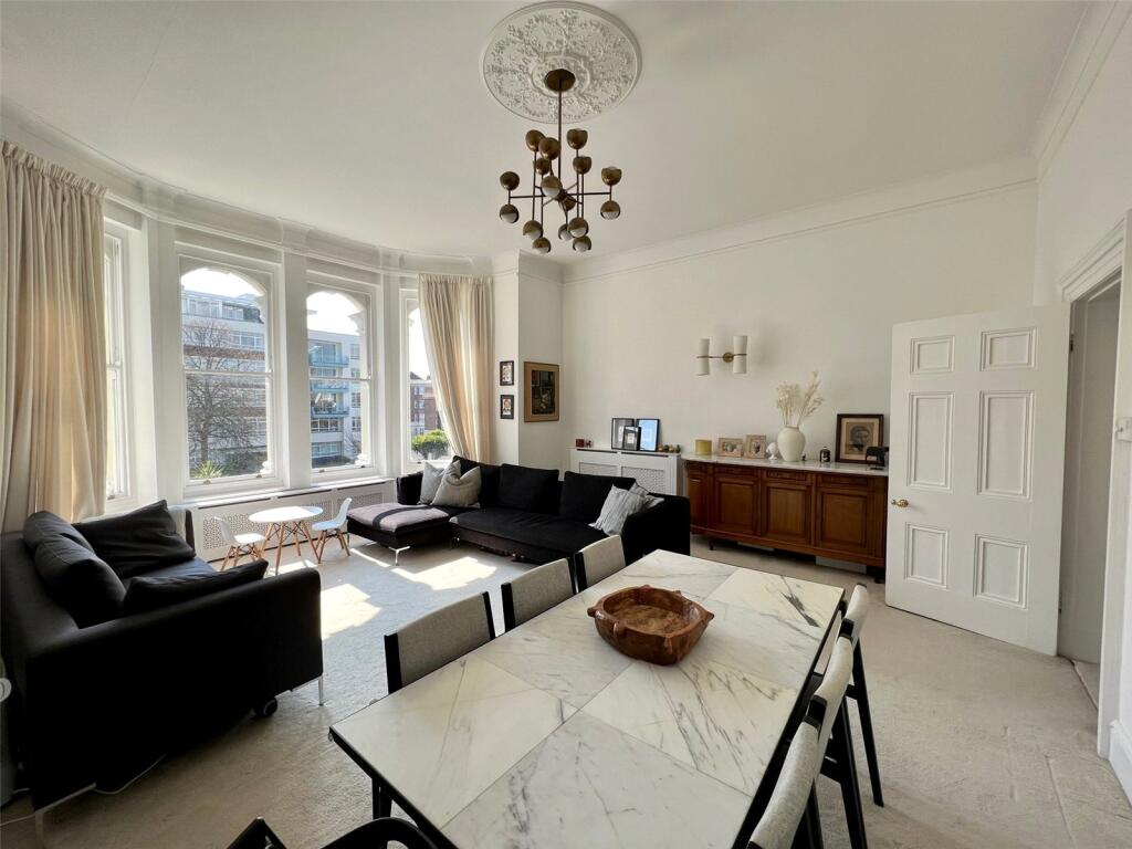 Devonshire Place, Eastbourne, BN21