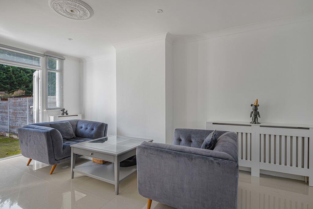 House in Sidcup, The Hollies, Blackfen - View 3