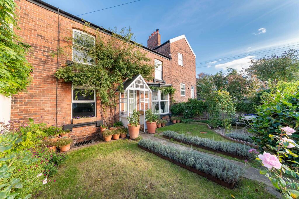 Laburnum Cottage, Denby Dale Road West, Wakefield, WF4 photo 4