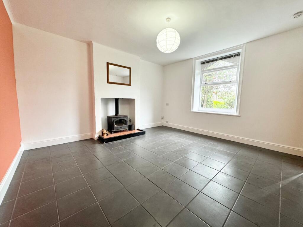 Grasmere Road, Meltham, Holmfirth, West Yorkshire, HD9 photo 2