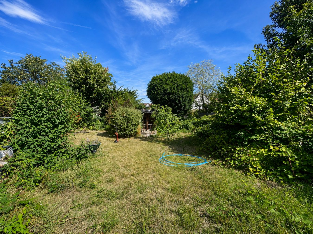 House in London - View 3