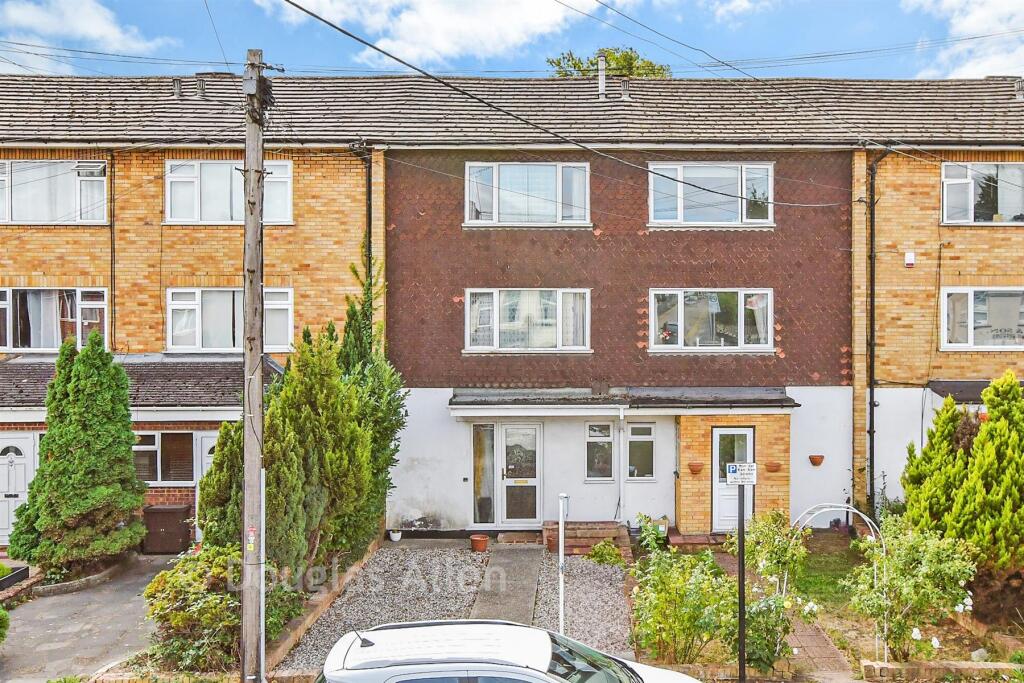 Main image of property: London Road, Wickford, Essex
