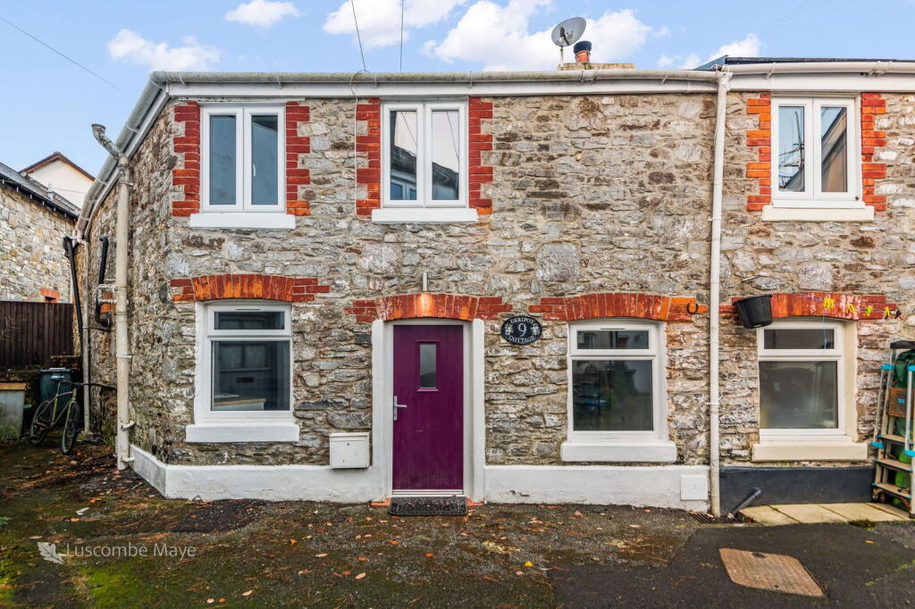 Main image of property: Fore Street, Buckfastleigh