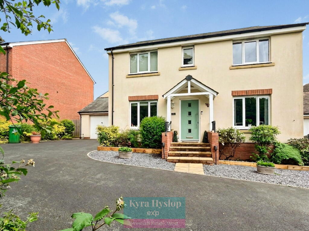 4-bed detached on Pippin Share, Cranbrook, Exeter, EX5 7EW, £450,000