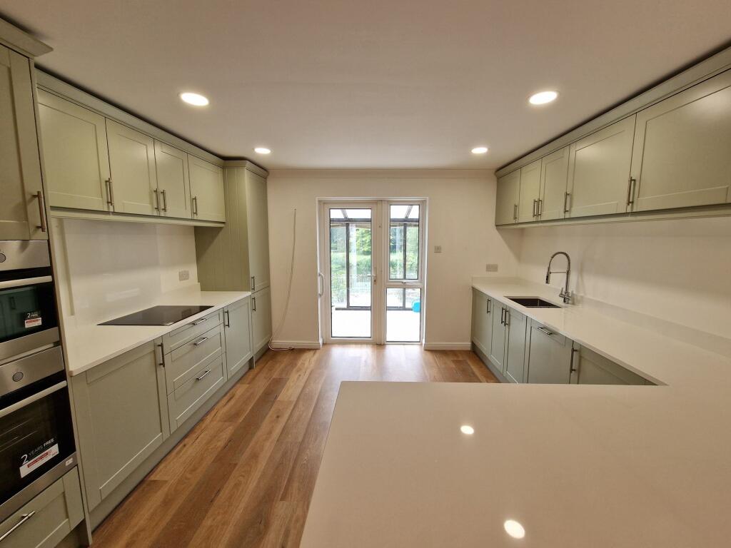 River Terrace, St. Neots, PE19 photo 3