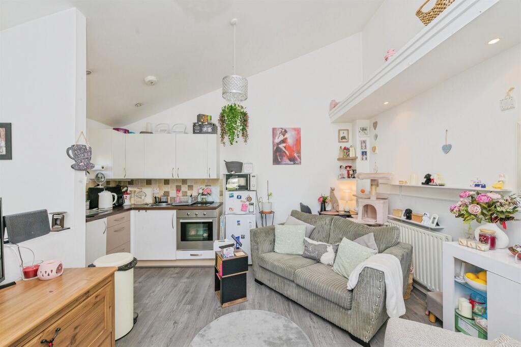 Additional image 3 of Yatesbury Avenue, BIRMINGHAM