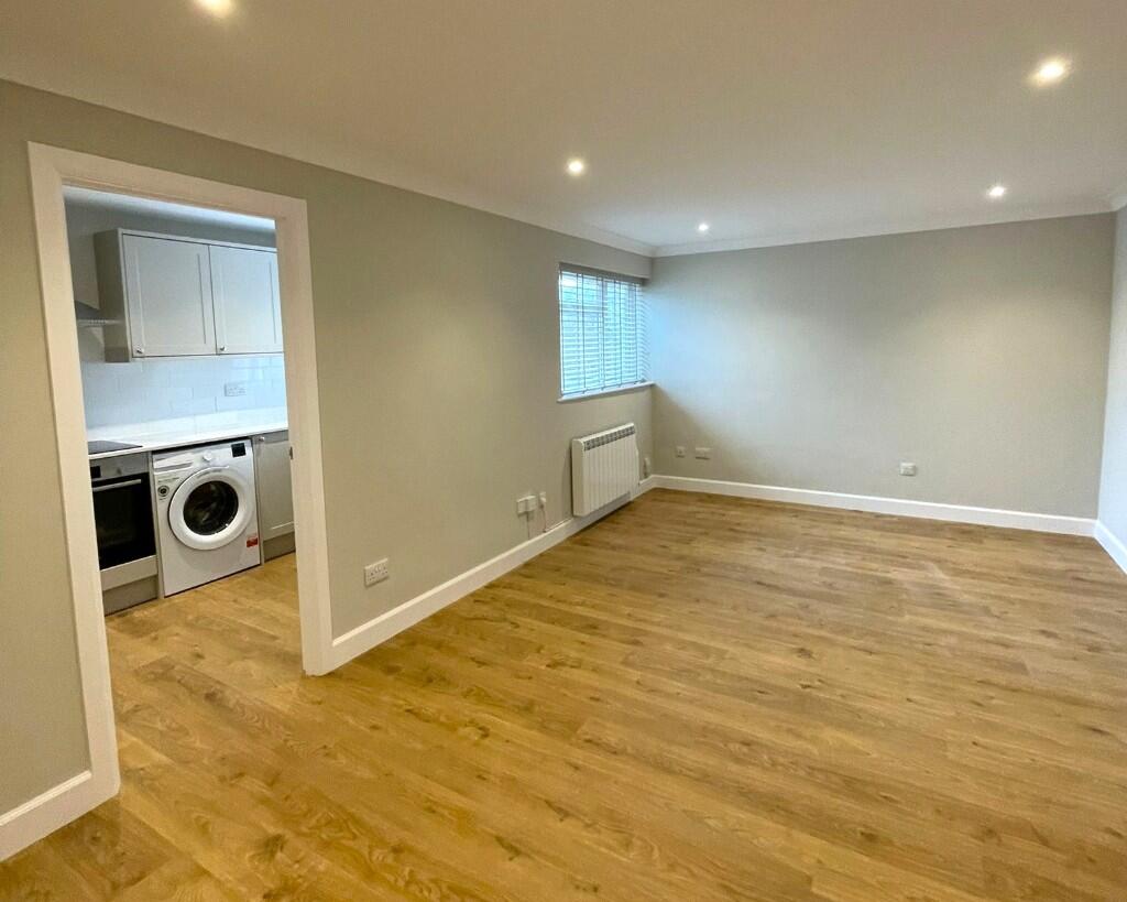 Additional image 4 of Carlton Road,Harpenden,AL5 4SY