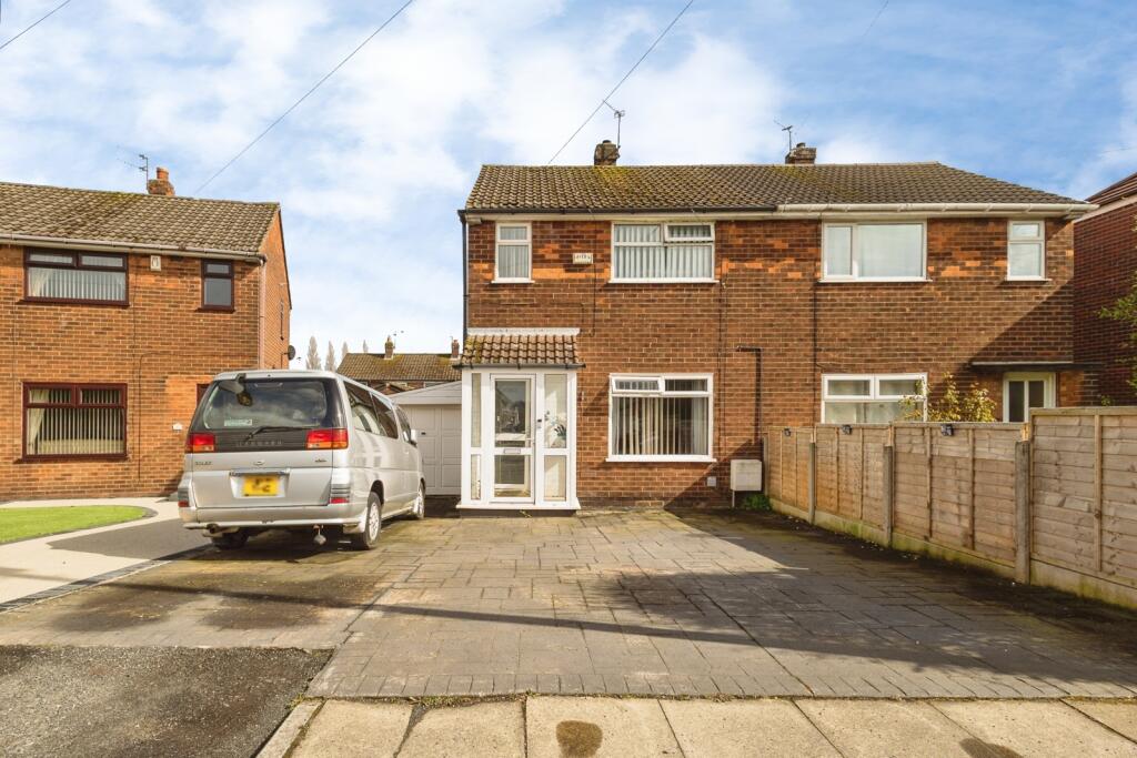 Main image of property: Palmerston Road, Denton, Manchester, Greater Manchester, M34