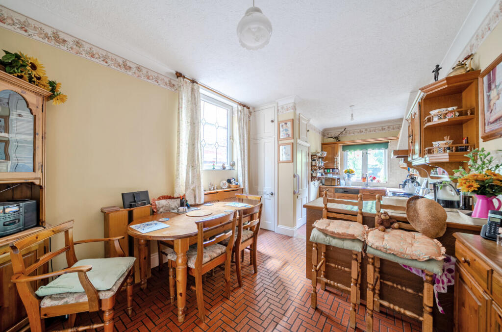 House in Portsmouth - View 4
