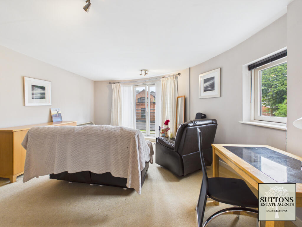 Apartment in Coventry, West Midlands - View 5