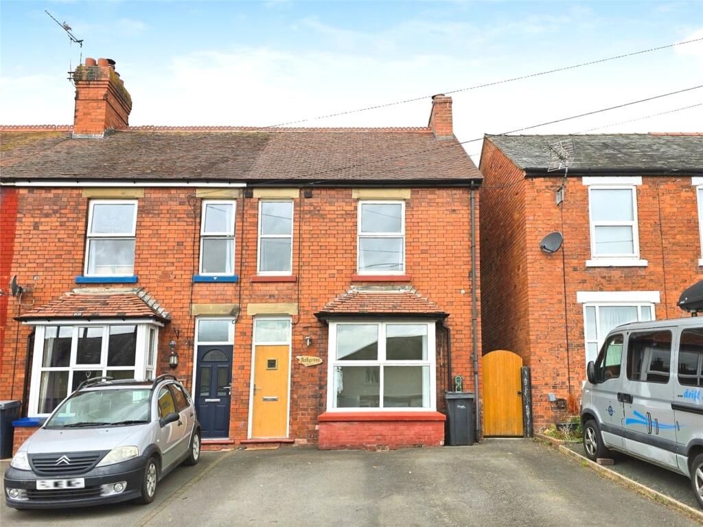 3-bed semi-detached on Morda, Oswestry, Shropshire, SY10, £205,000