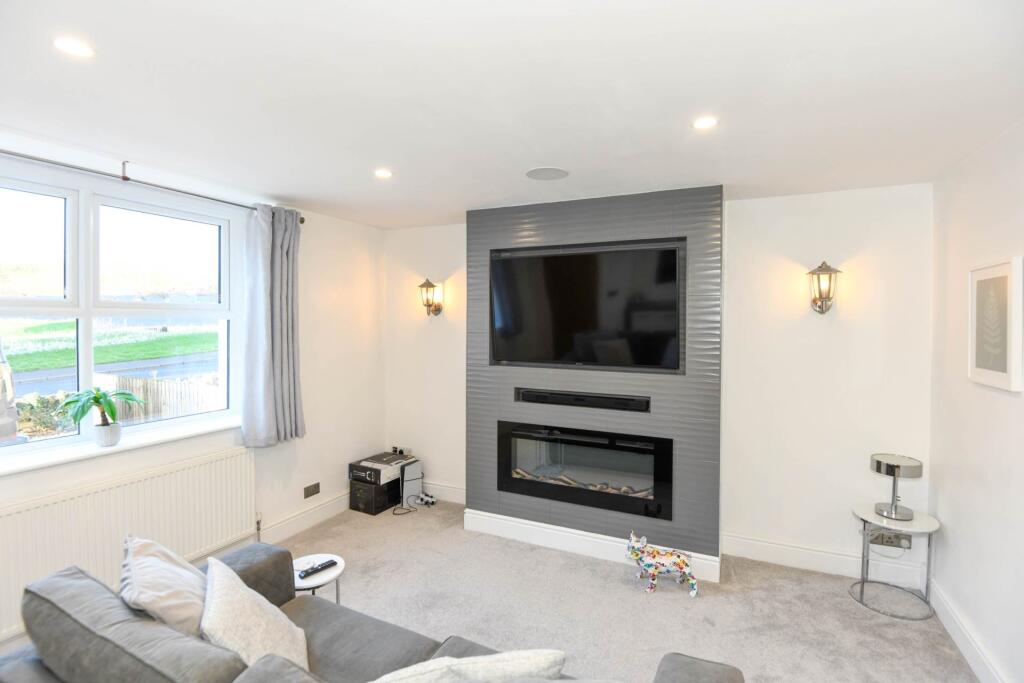 Additional image 2 of Vallis Road, Frome