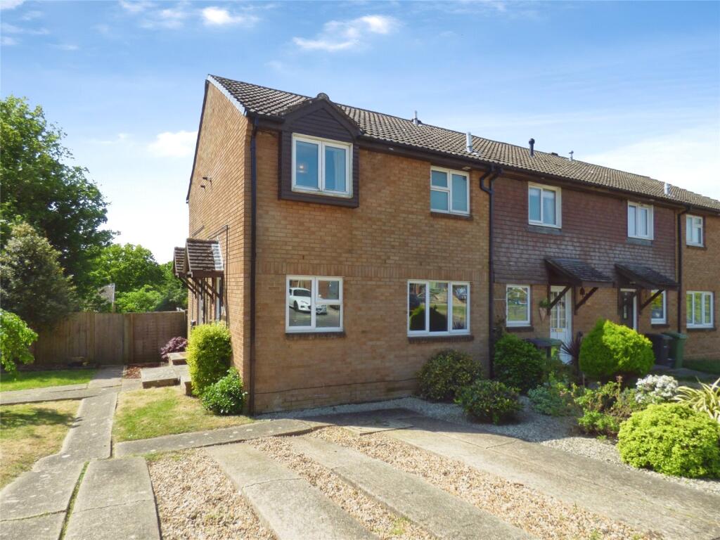 Main image of property: Phoenix Close, Bursledon, Southampton