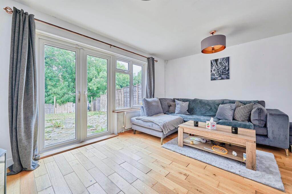 House in Stevenage - View 4