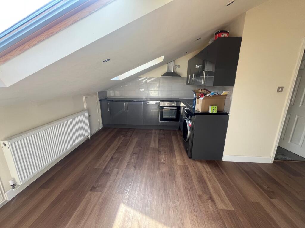 Main image of property: Melrose House, 9 Waverley Street, Nottingham, Nottinghamshire, NG7
