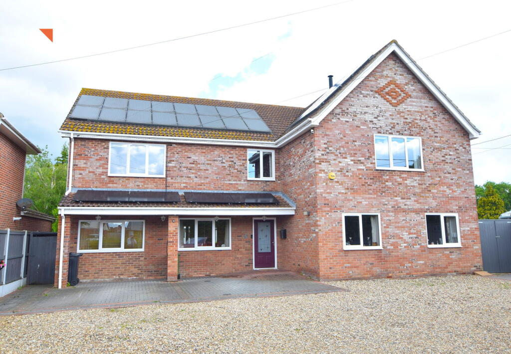 5-bed detached on Bentley Road, Weeley, CO16 9DP, £675,000