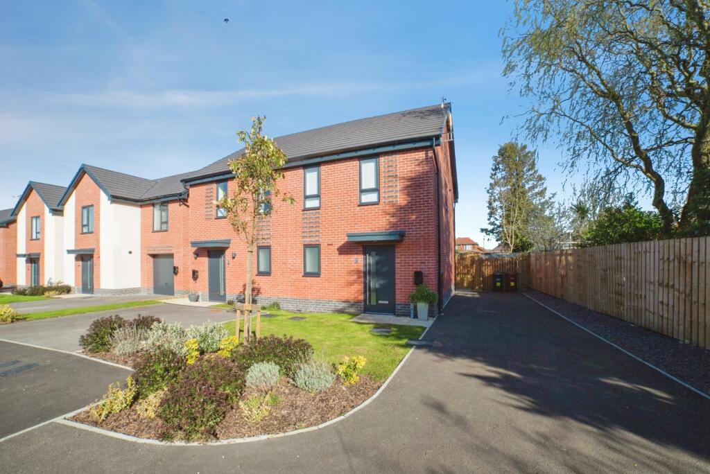 Main image of property: Robin Avenue, South Normanton, Alfreton, Derbyshire, DE55