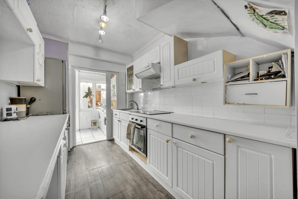 House in London, Harold Wood - View 3
