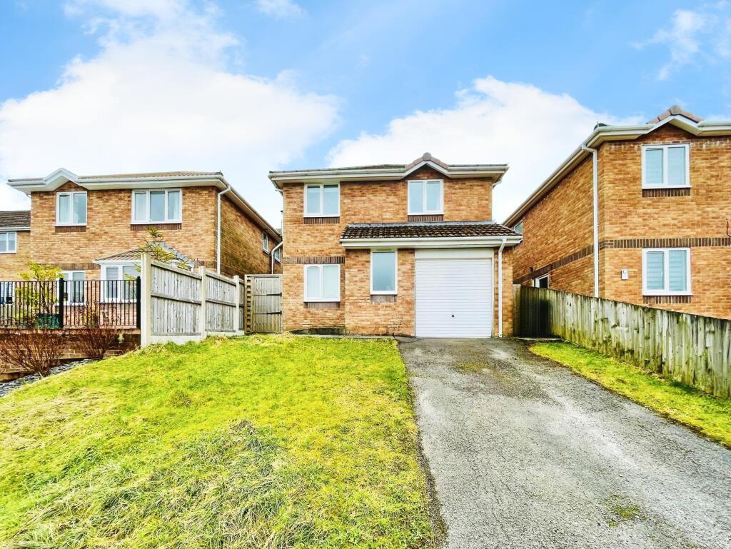 Main image of property: Hawthorn Glade