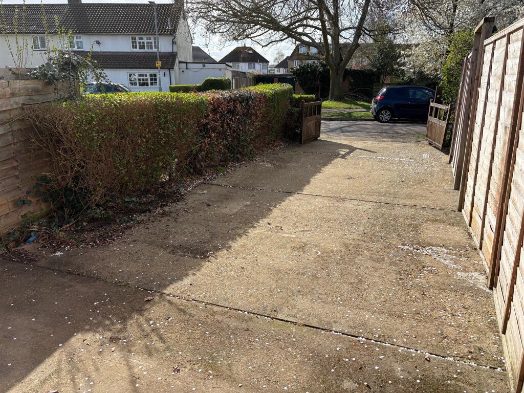 Additional image 15 of Birchwood Avenue, Hatfield