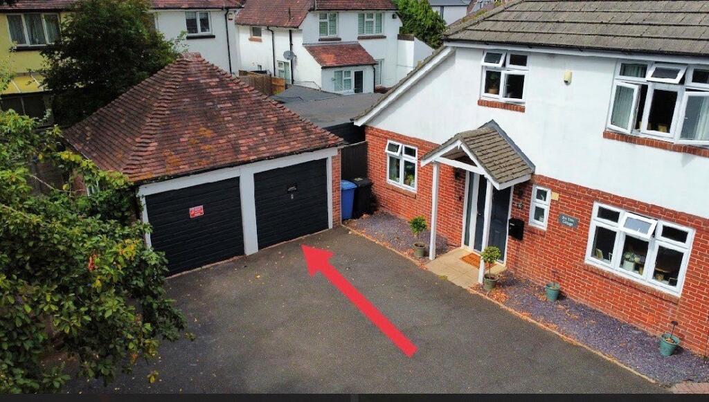 Main image of property: Bournemouth Road, Lower Parkstone, Poole, Dorset, BH14
