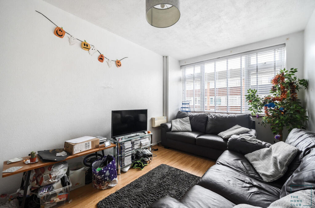Queens Drive, Guildford, GU2 - View 3