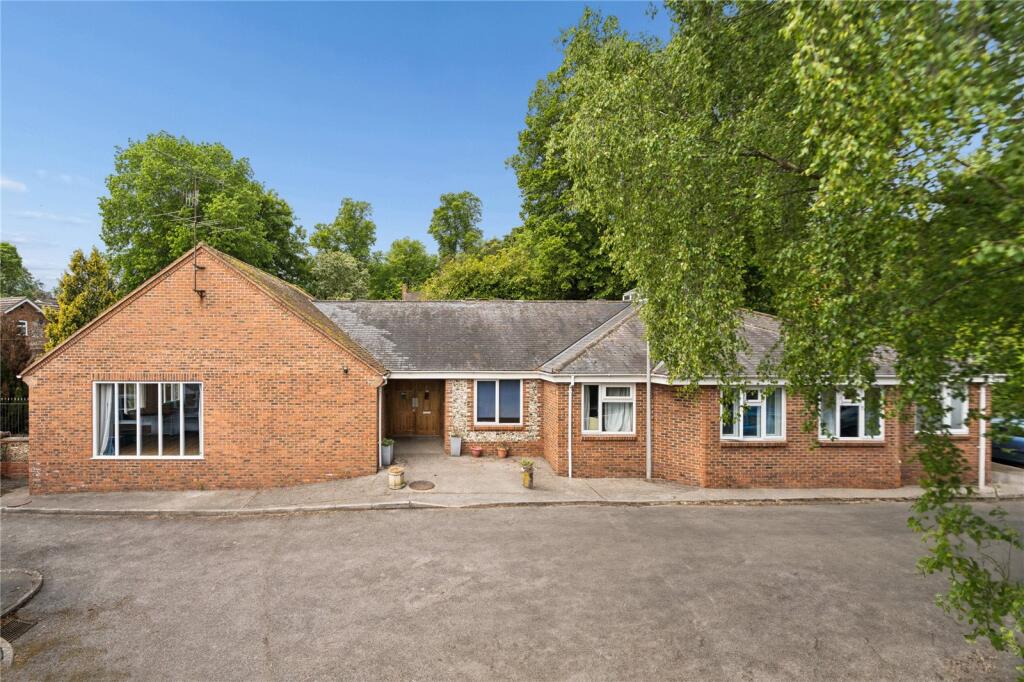 Main image of property: West Street, Henley-on-Thames, Oxfordshire, RG9