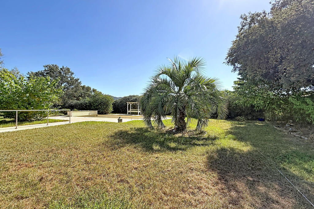 Main image of property: Provence-Alps-Cote d`Azur, Var, Cogolin