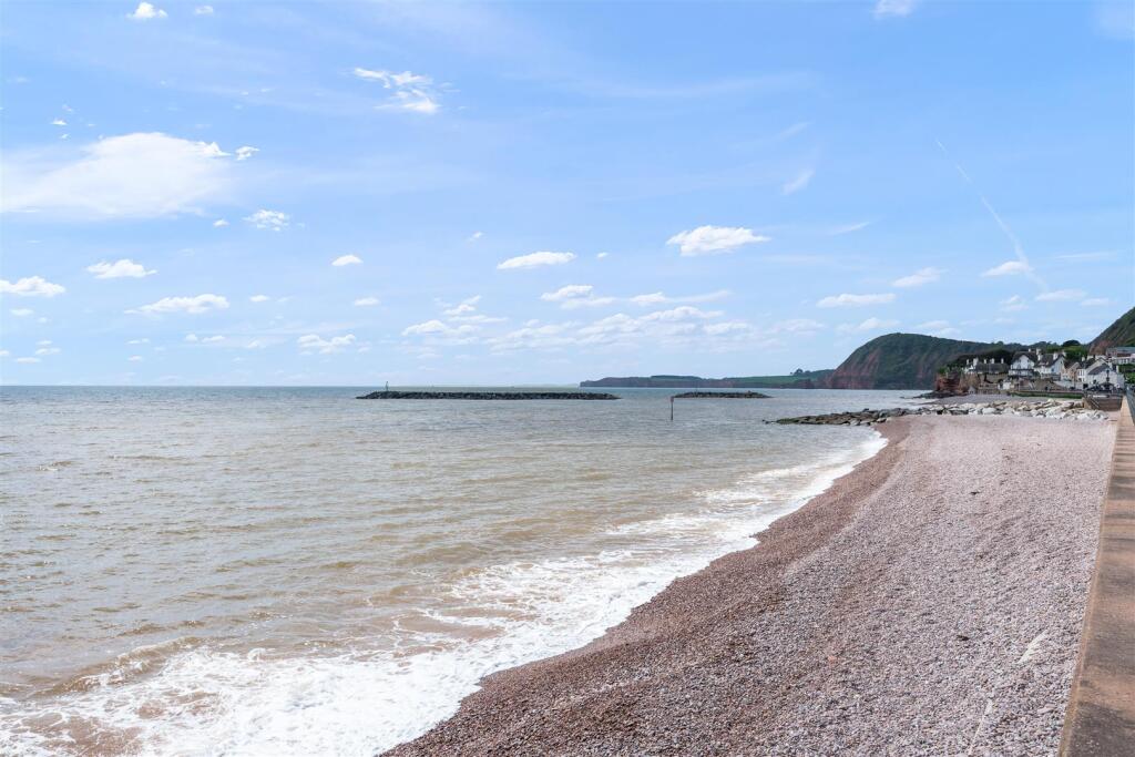 Apartment in Exeter - View 4