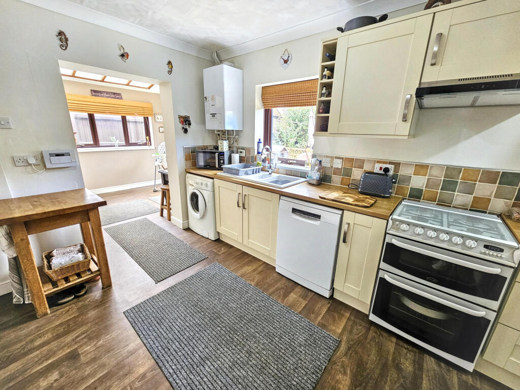House in Peterborough - View 5